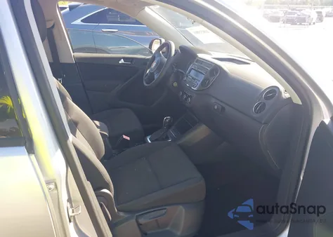 2012 Volkswagen Tiguan S из США, поврежденный, VIN WVGAV7AX6CW535406